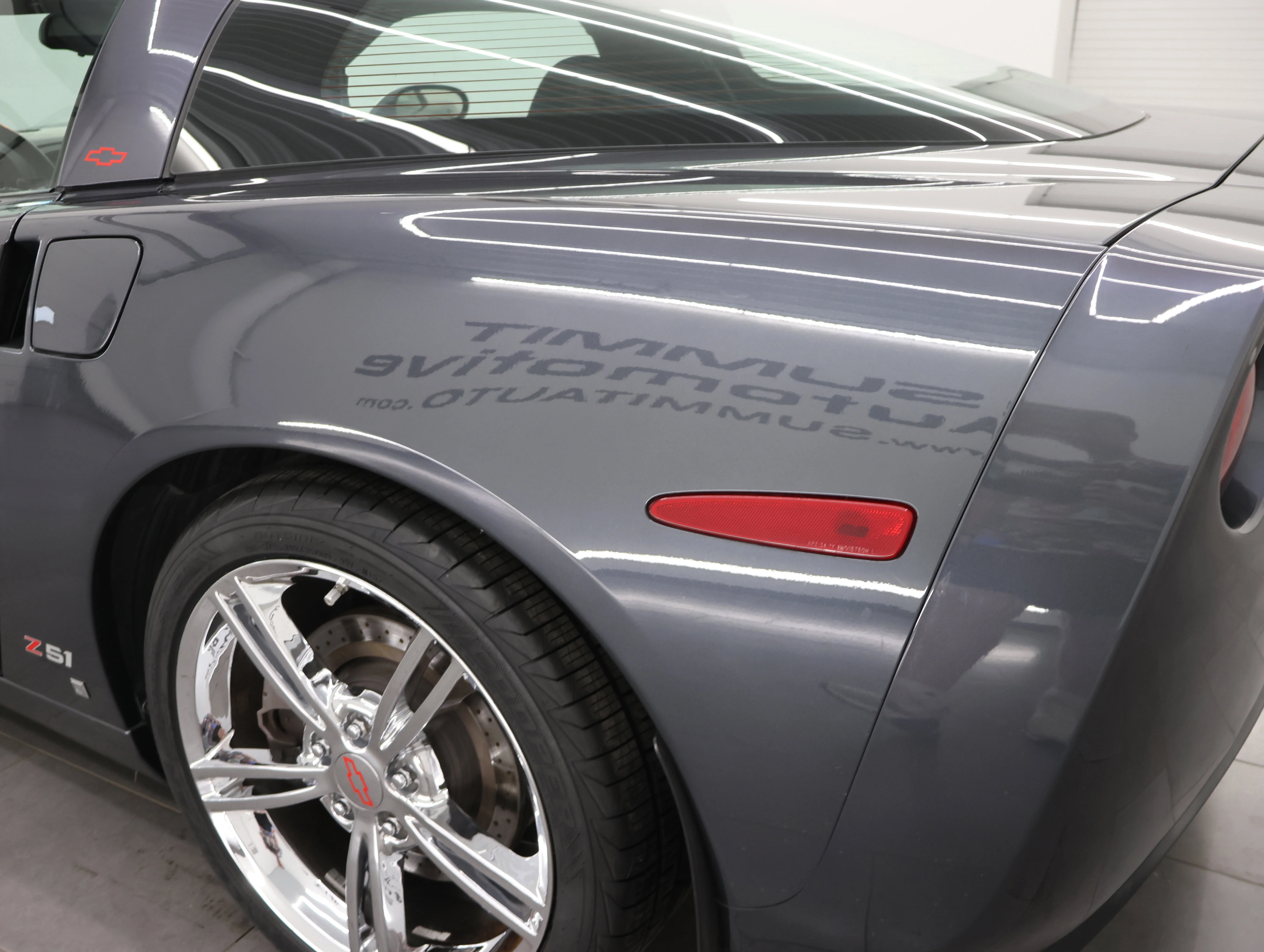 Used 2009 Cyber Gray Metallic Chevrolet Base image 26