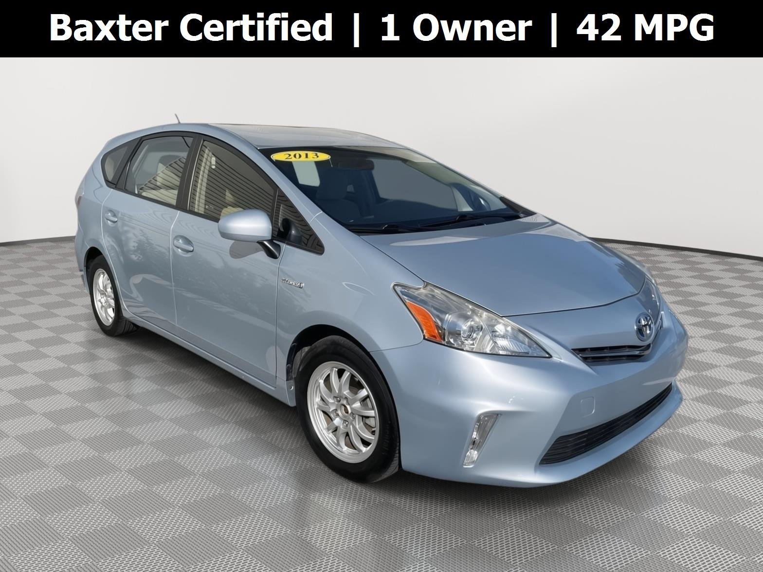 2013 Toyota Prius v Five