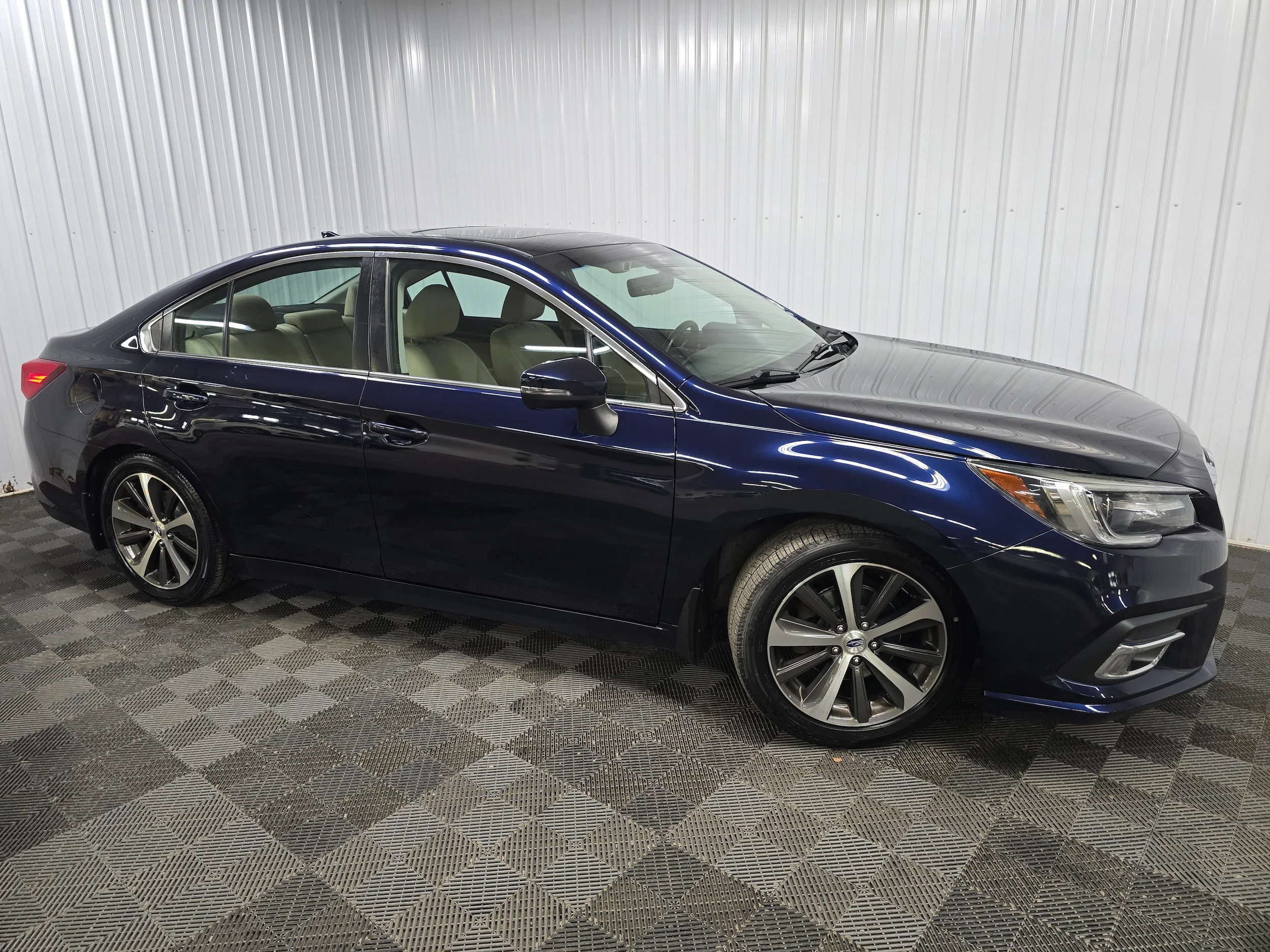 Used 2018 Dark Blue Pearl Subaru 2.5i Limited image 7