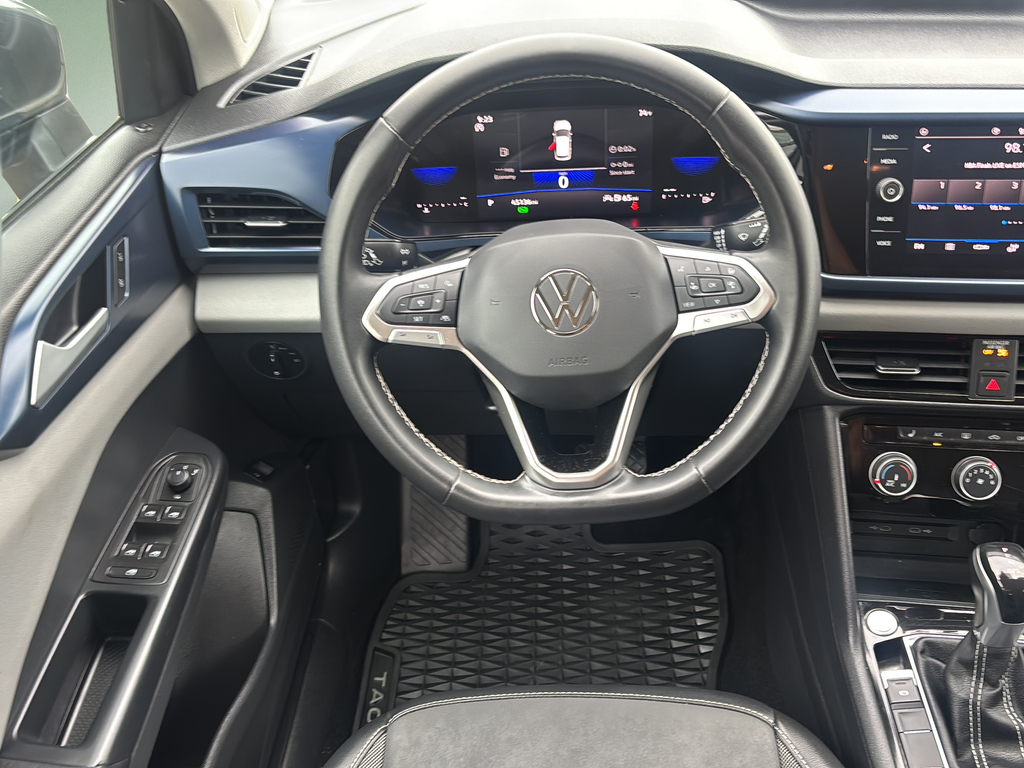 Used 2023 Gray Volkswagen 1.5T SE image 18
