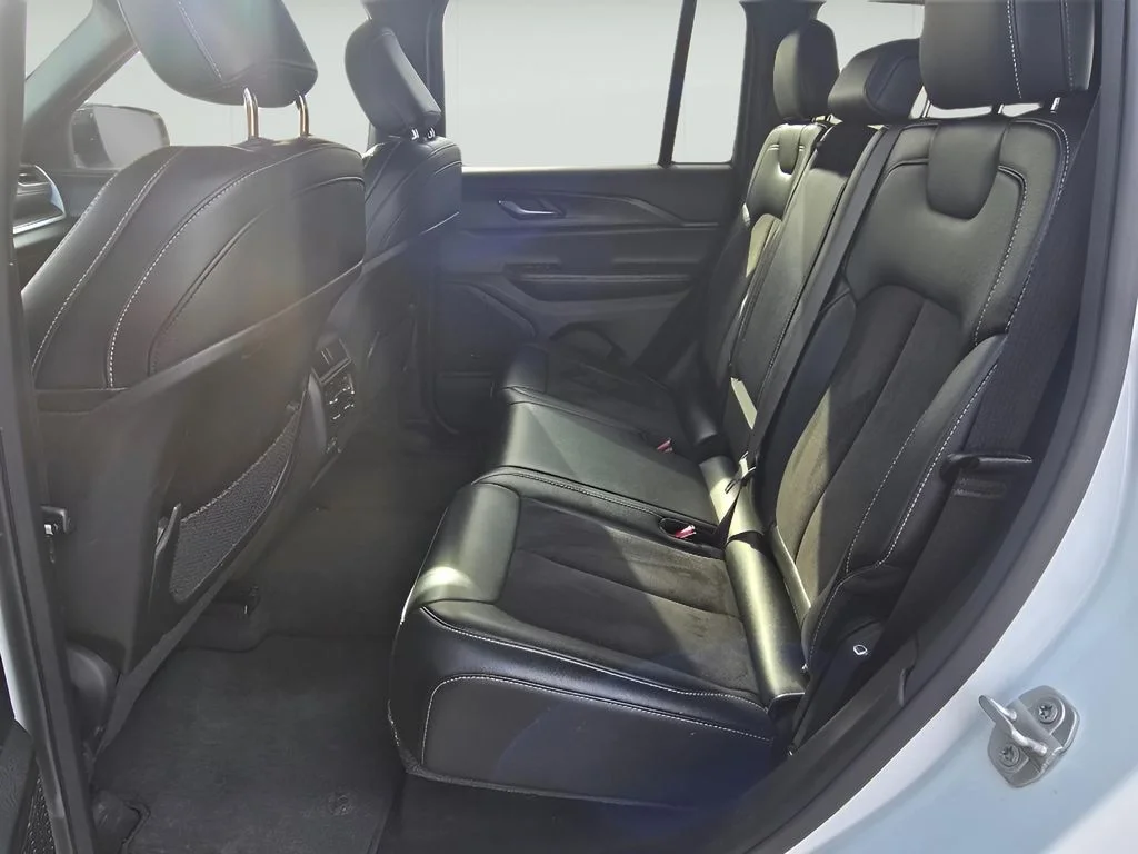 Used 2024 Bright White Clearcoat Jeep Altitude image 28
