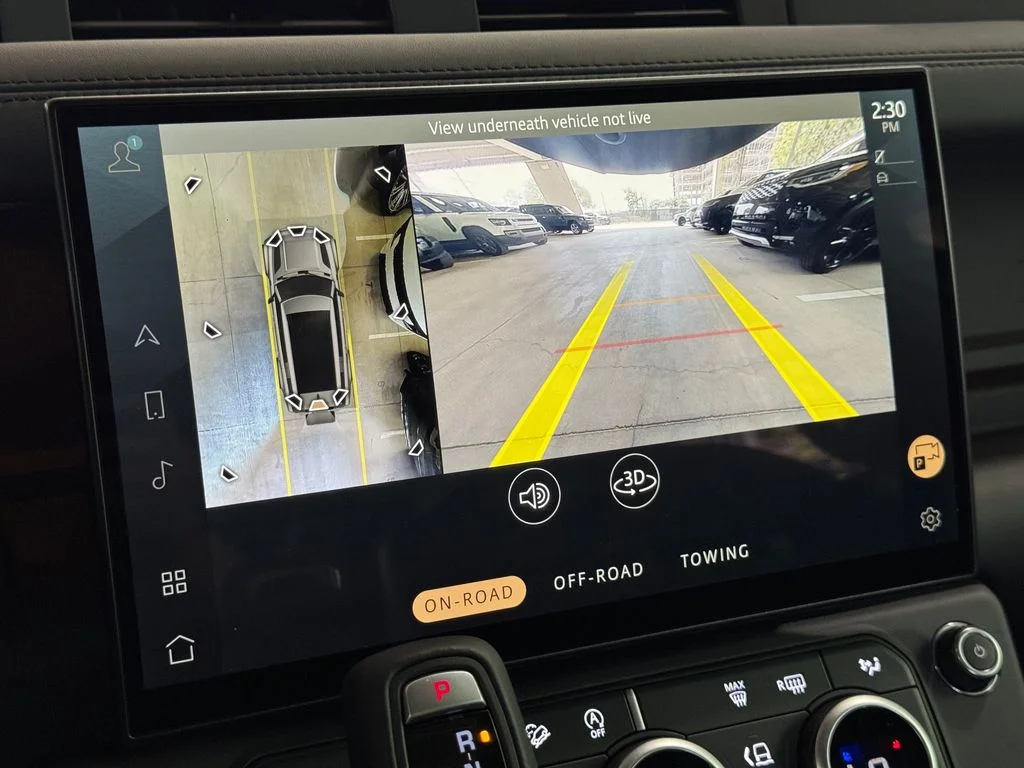 New 2026 Fuji White Land Rover X-Dynamic SE image 22