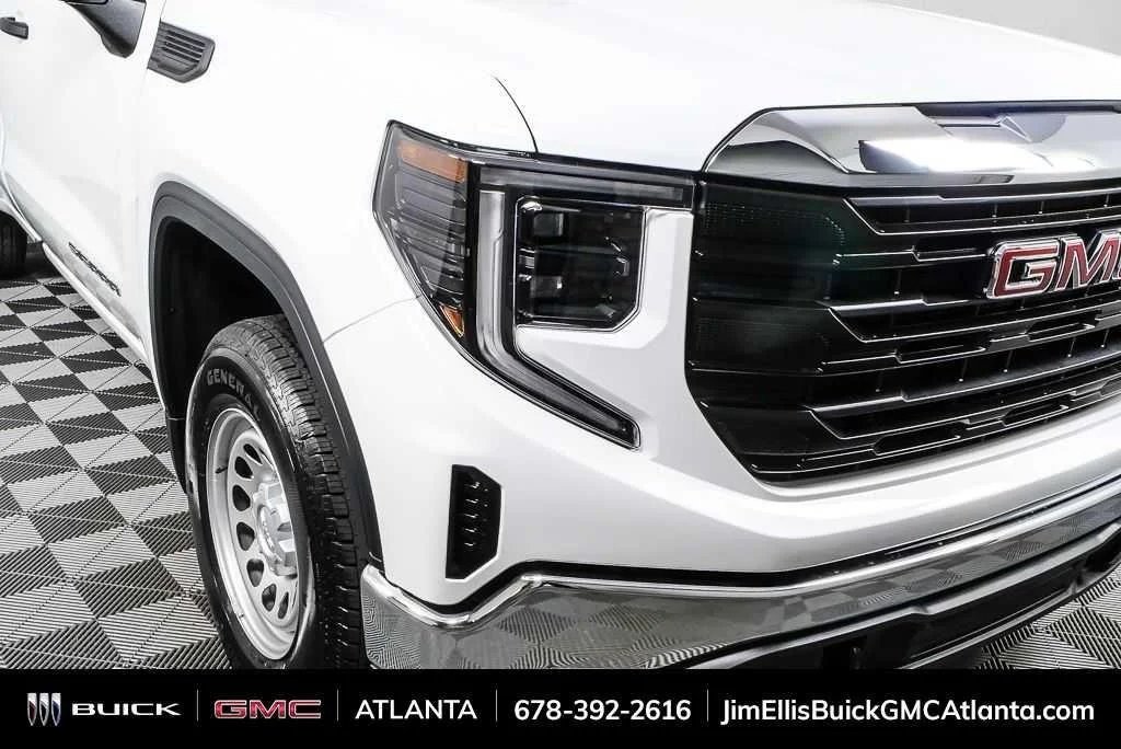 New 2026 Summit White GMC Pro image 27