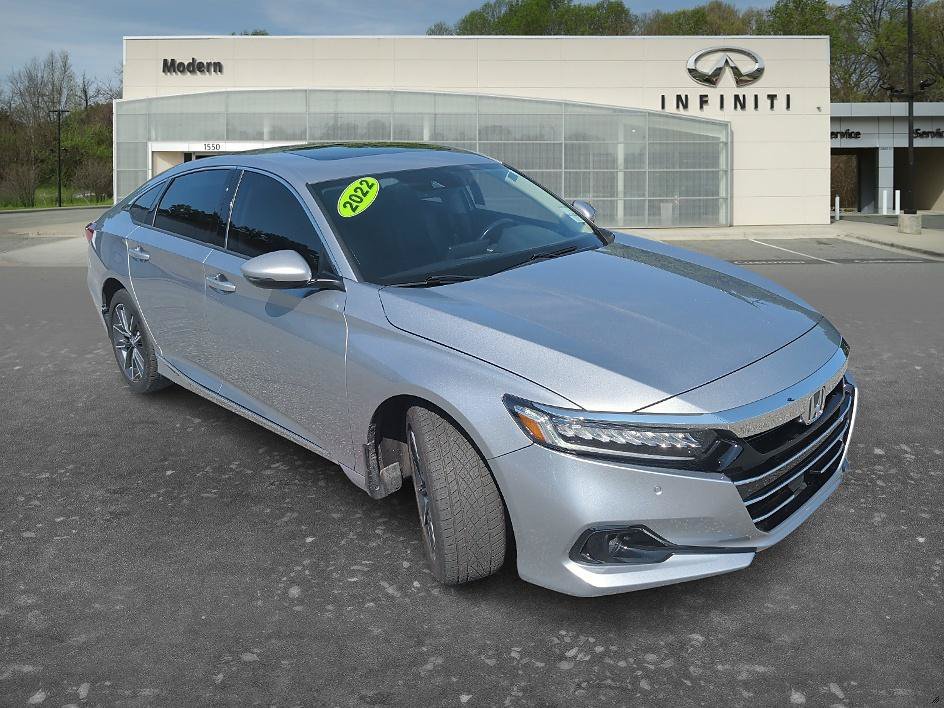 Used 2022 Silver Honda EX-L image 2
