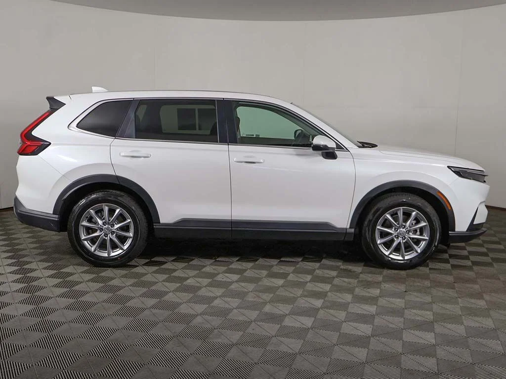 Certified Used 2026 Platinum White Pearl Honda EX image 18