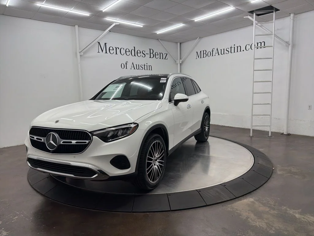 Used 2026 White Mercedes-Benz GLC 300 image 3