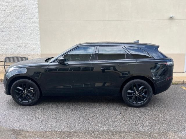 Certified Used 2024 Santorini Black Metallic Land Rover Dynamic SE image 6