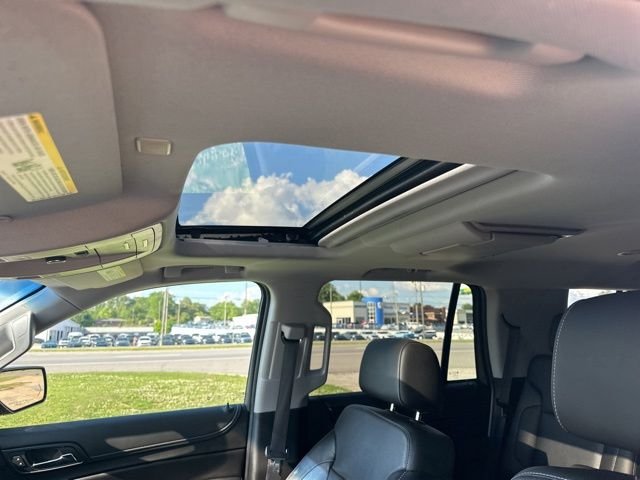 Used 2019 Gray Chevrolet Premier image 23