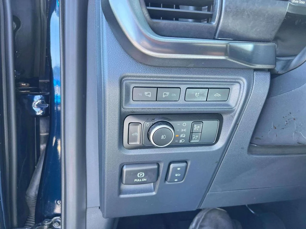 Used 2023 Antimatter Blue Metallic Ford Tremor image 17