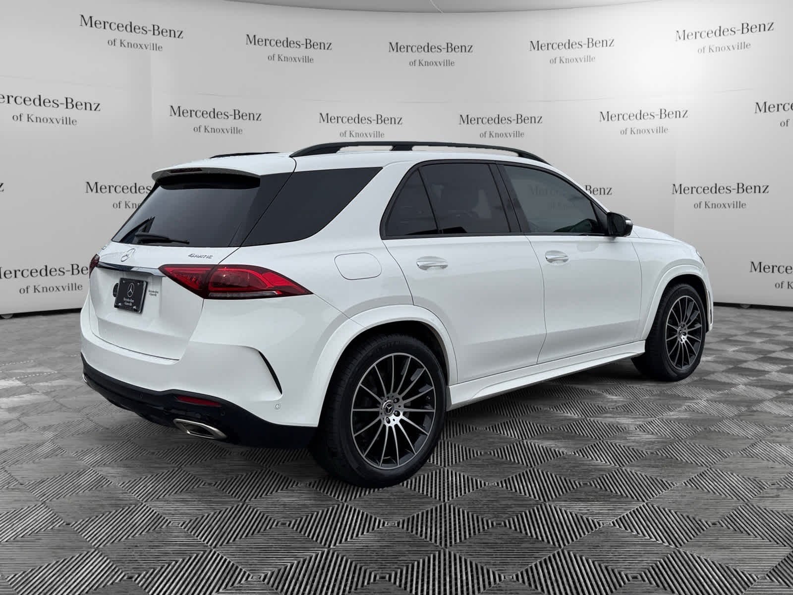 Certified Used 2023 Polar White Mercedes-Benz GLE 580 image 5