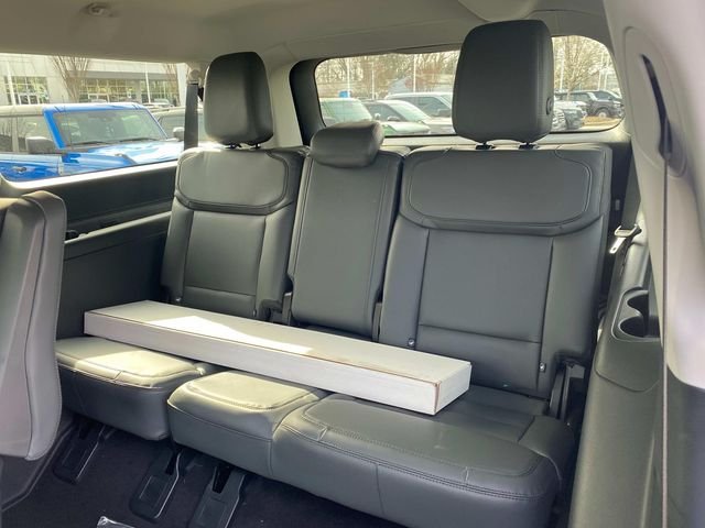 New 2026 Gray Ford Active image 8