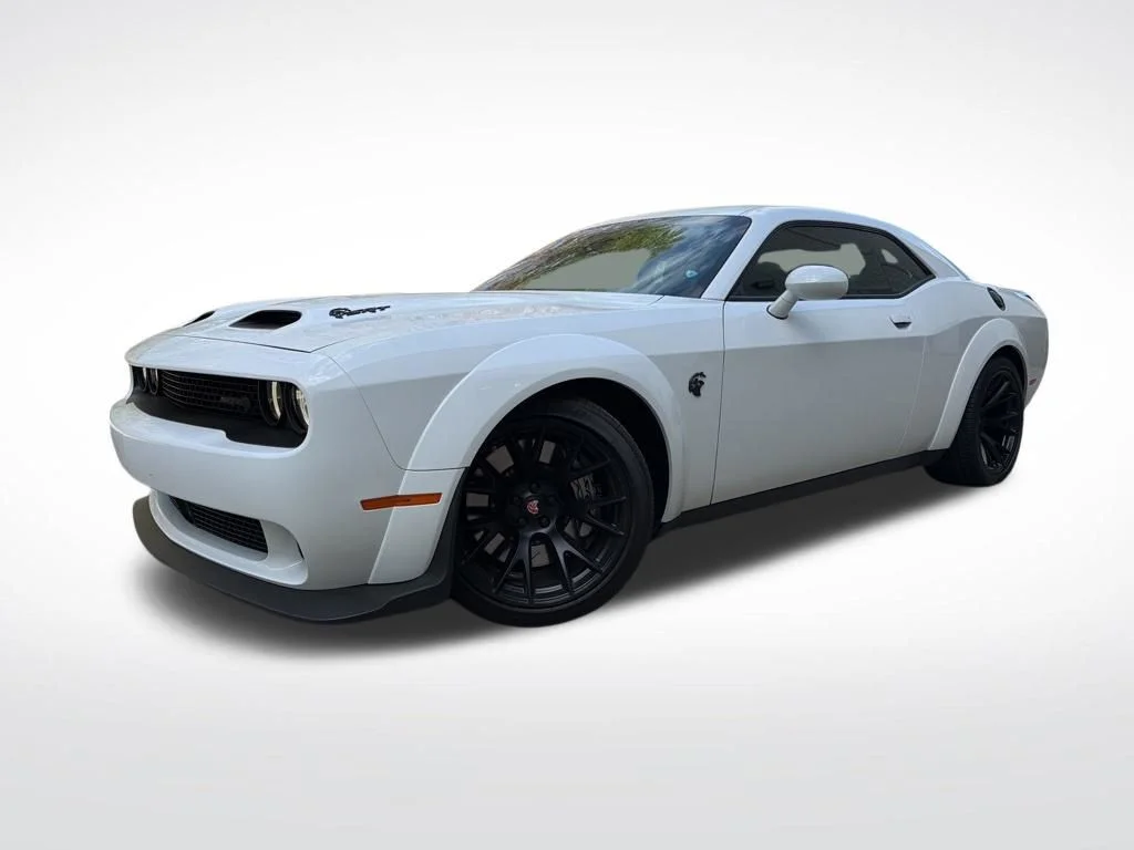 2023 Dodge Challenger SRT Hellcat Widebody Jailbreak Auto's photo