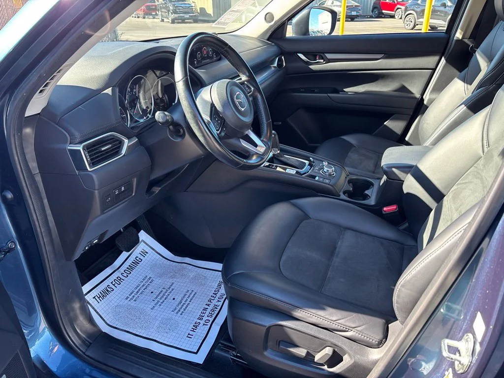 Used 2018 Blue Mazda Touring image 9