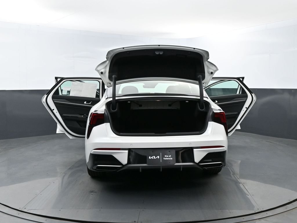 New 2026 Snow White Pearl Kia GT-Line FWD image 27