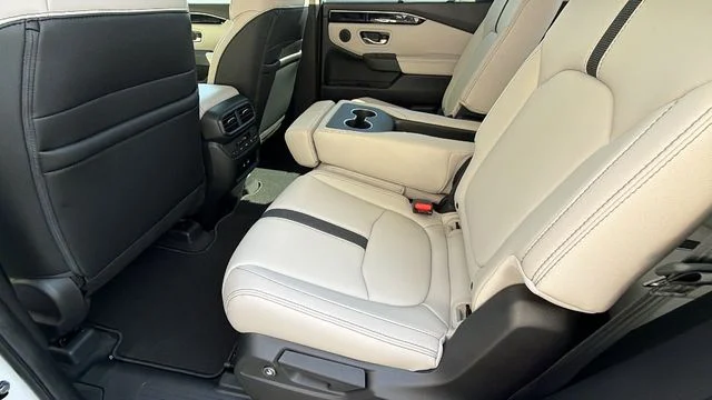 New 2026 Platinum White Pearl Honda AWD EX-L image 16