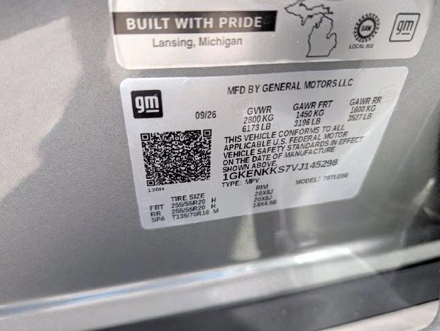New 2027 Sterling Metallic GMC Elevation image 31