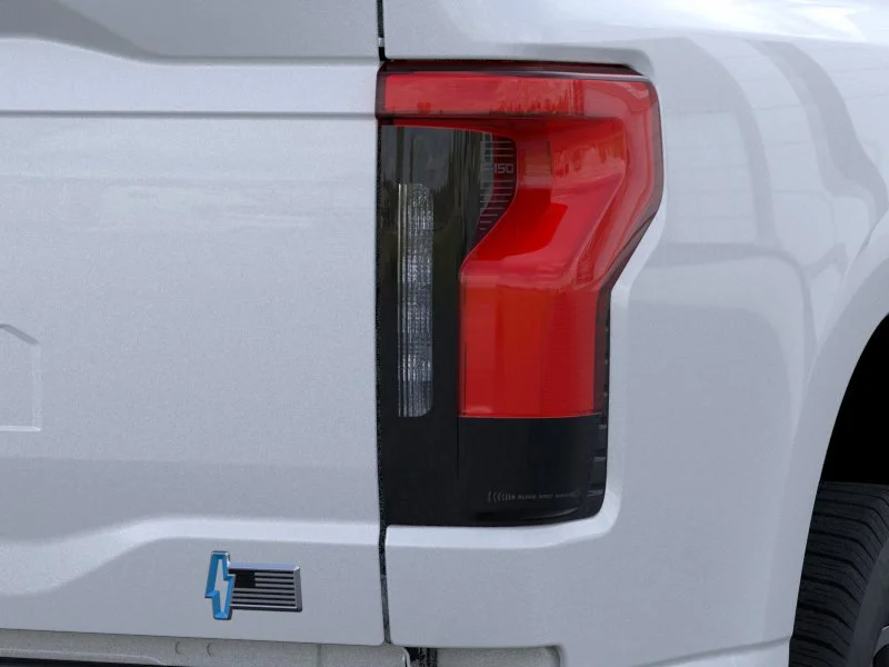 2025 Ford F-150 Lightning Flash - Photo 50
