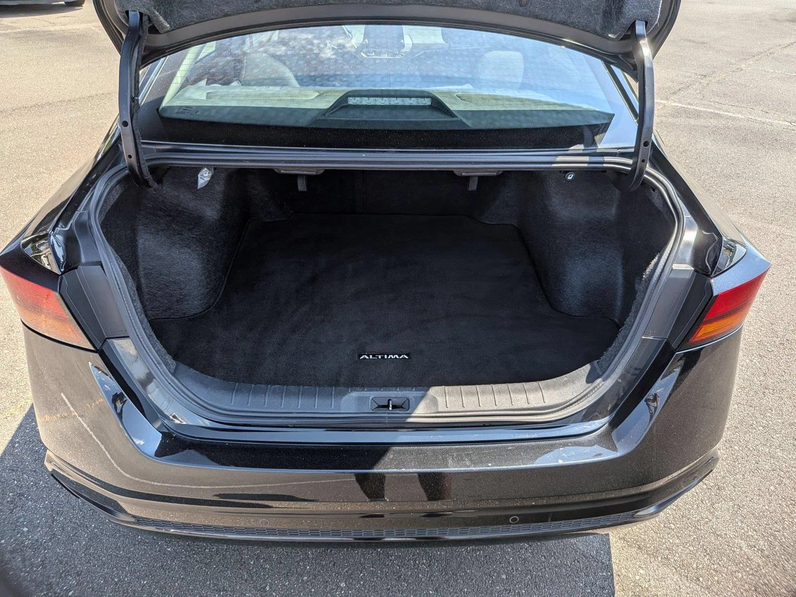 Certified Used 2025 Super Black Nissan SV image 33
