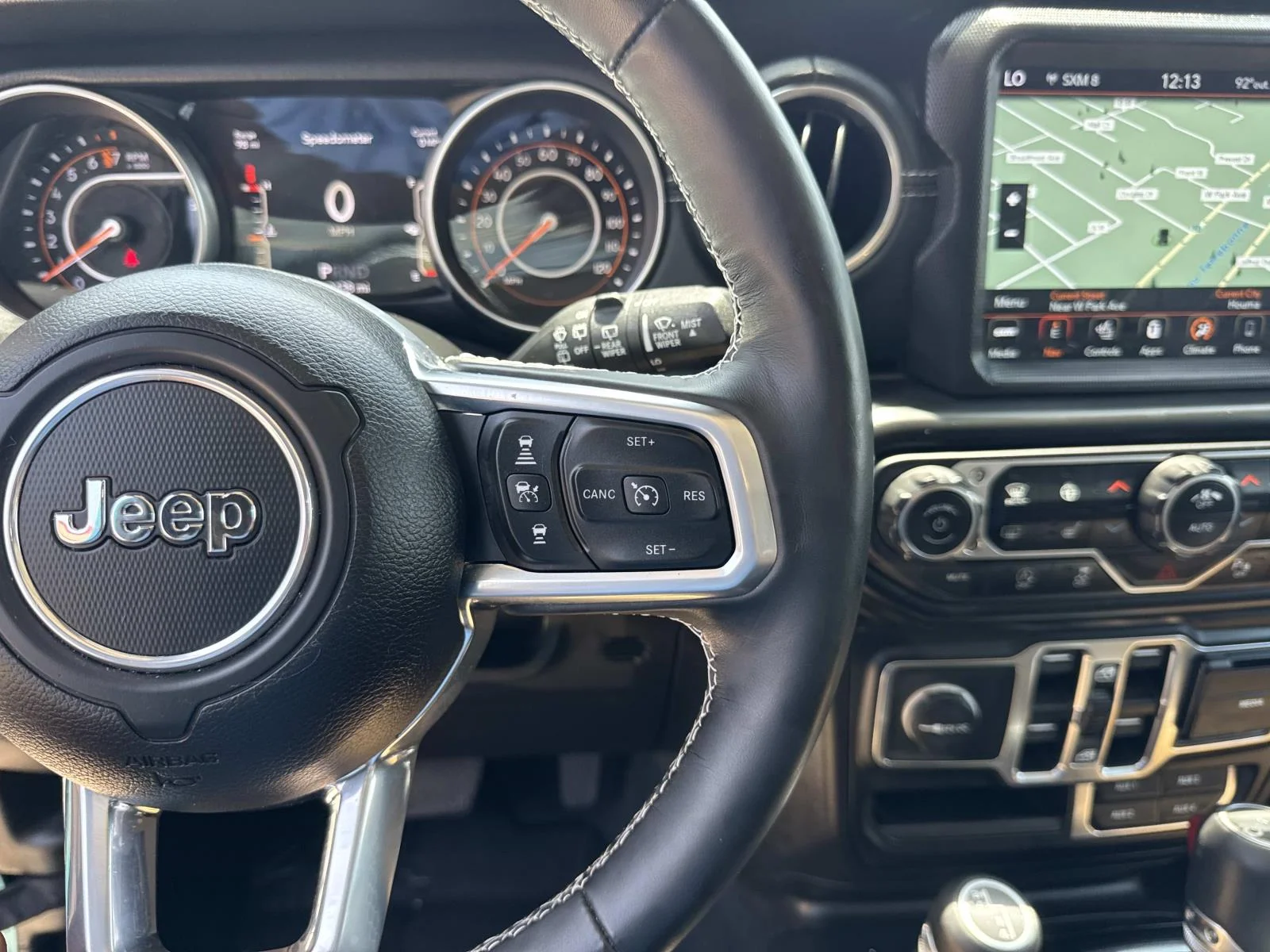 Used 2020 Green Jeep Sahara image 23