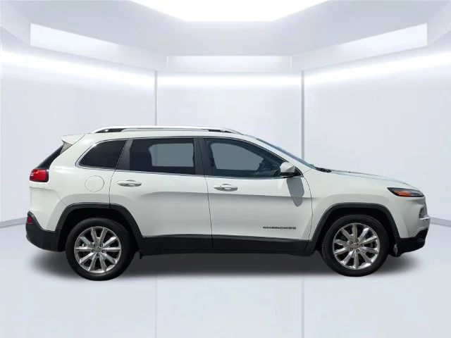 Used 2017 White Jeep Limited image 7