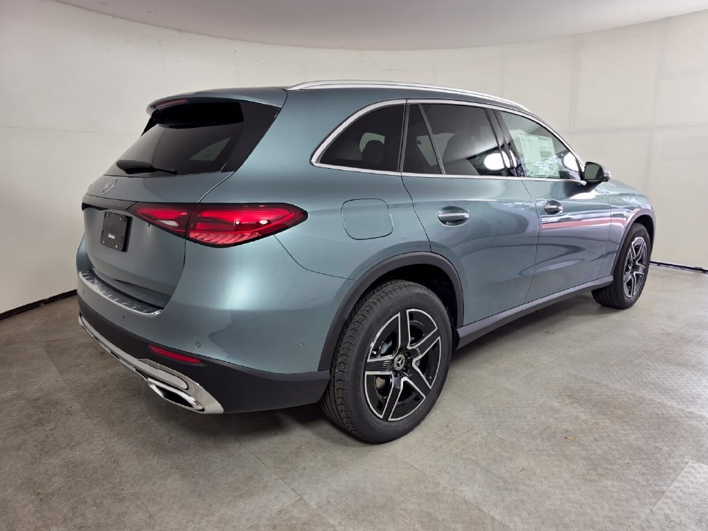 New 2027 Verde Silver Metallic Mercedes-Benz GLC 300 image 20