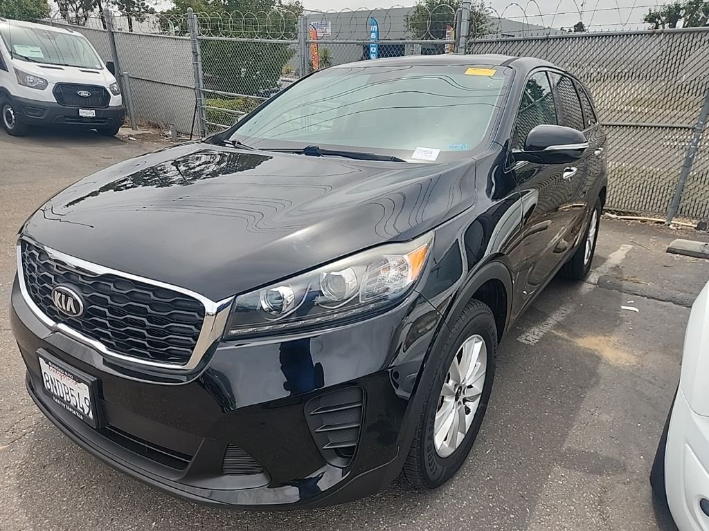 Used 2019 Black Kia L image 4
