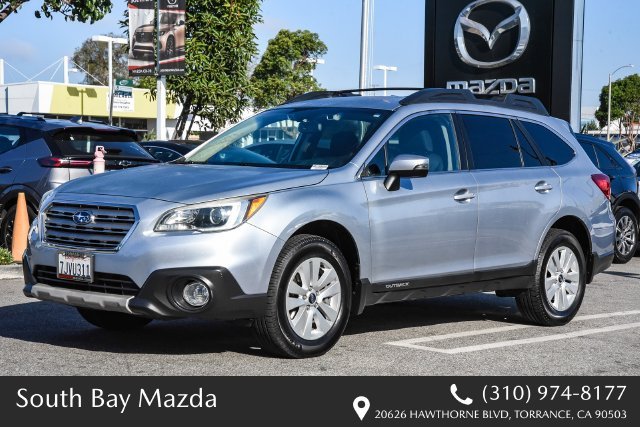 Used 2015 Silver Subaru 2.5i Premium image 3