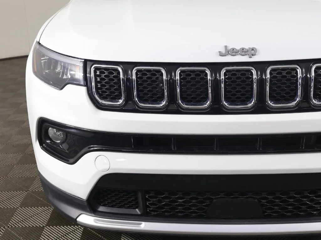 Used 2026 White Jeep Limited image 14