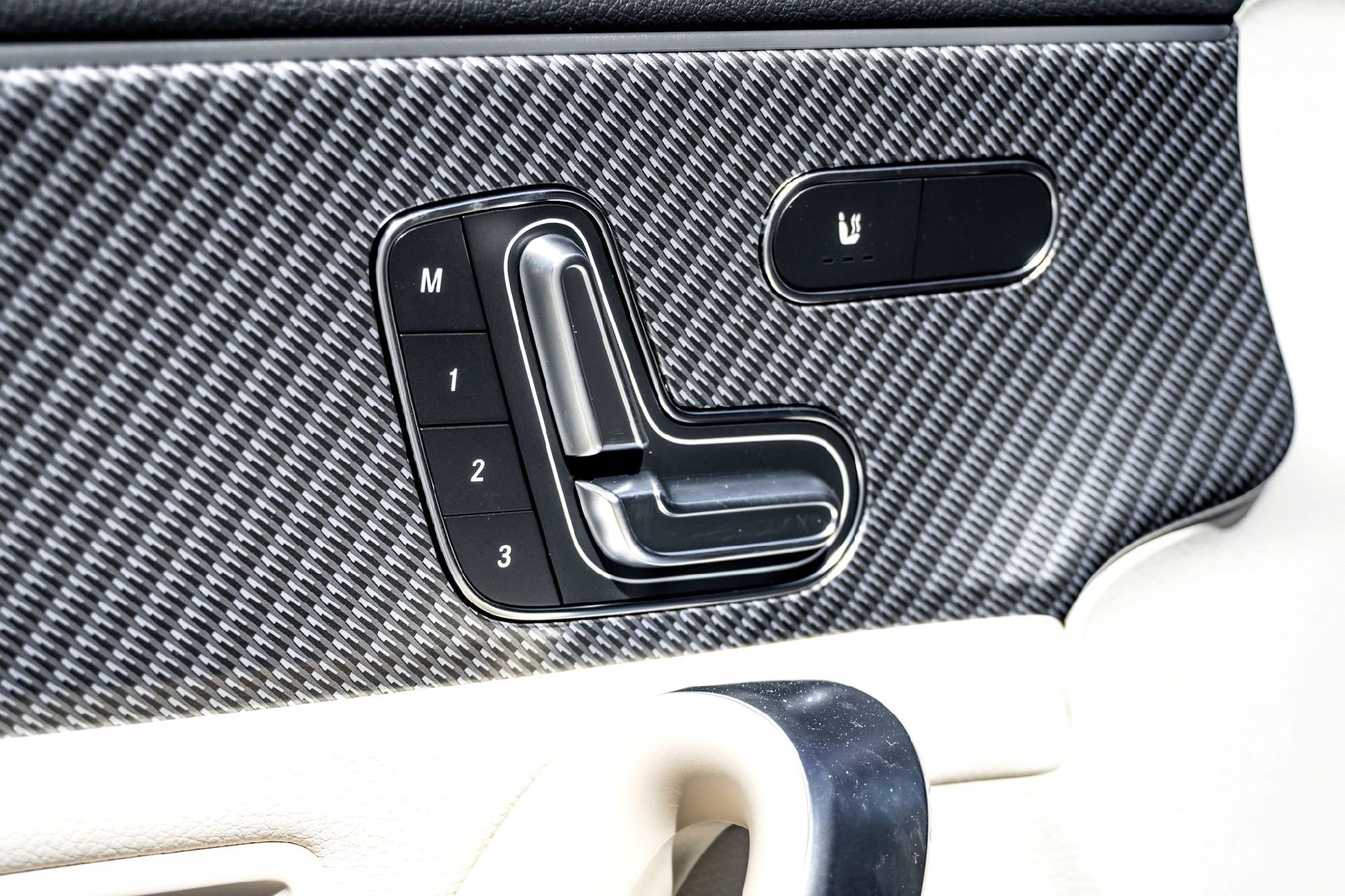 2025 Mercedes-Benz CLA CLA 250 - Photo 33
