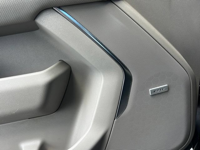 Used 2022 Midnight Blue Metallic GMC SLT image 31