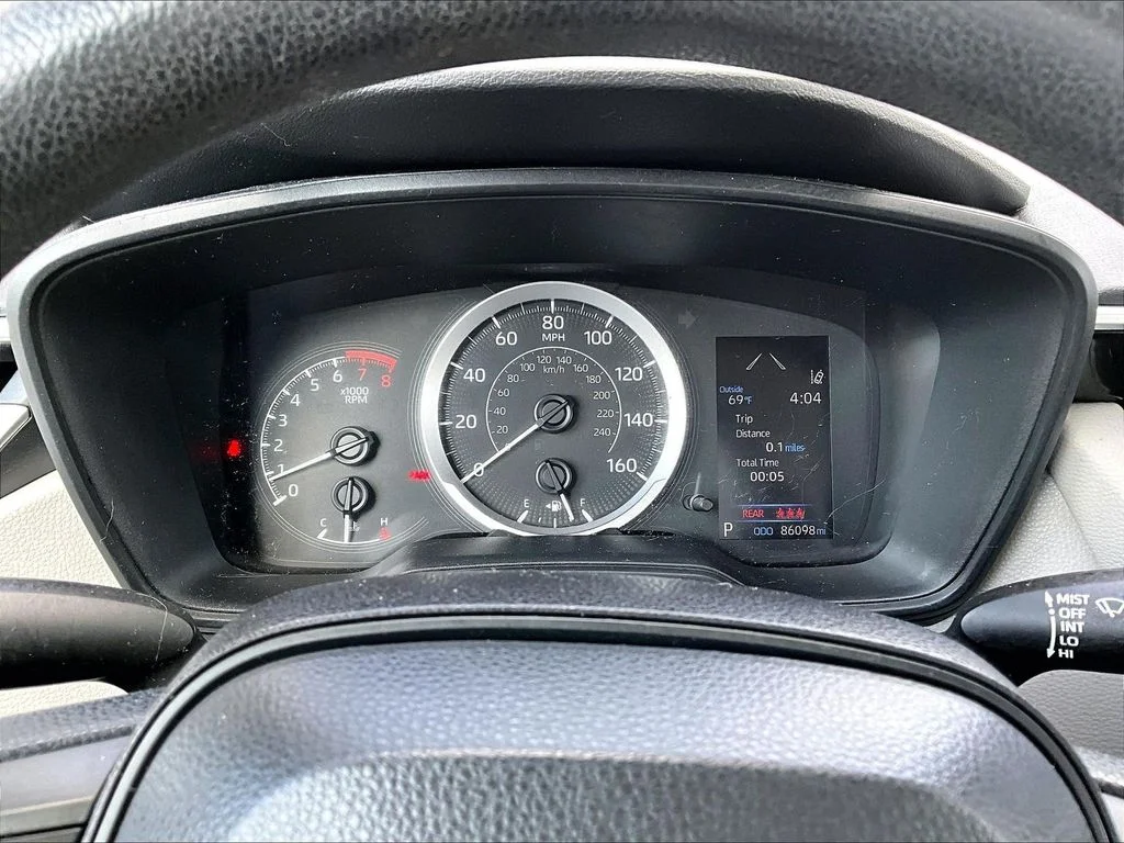 Used 2021 Red Toyota LE image 17
