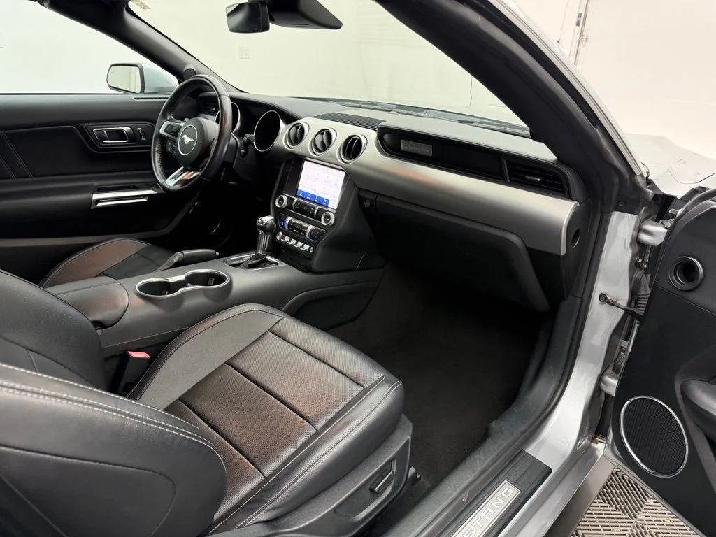 Used 2023 Silver Ford EcoBoost Premium image 32