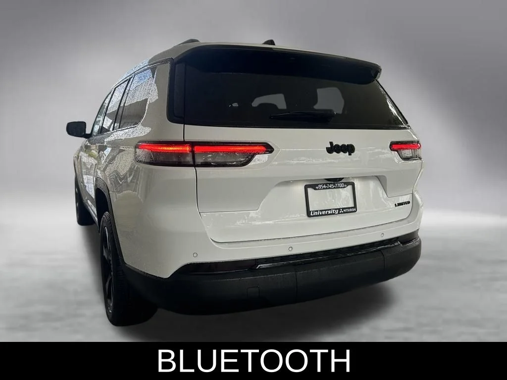 Used 2024 White Jeep Limited image 5