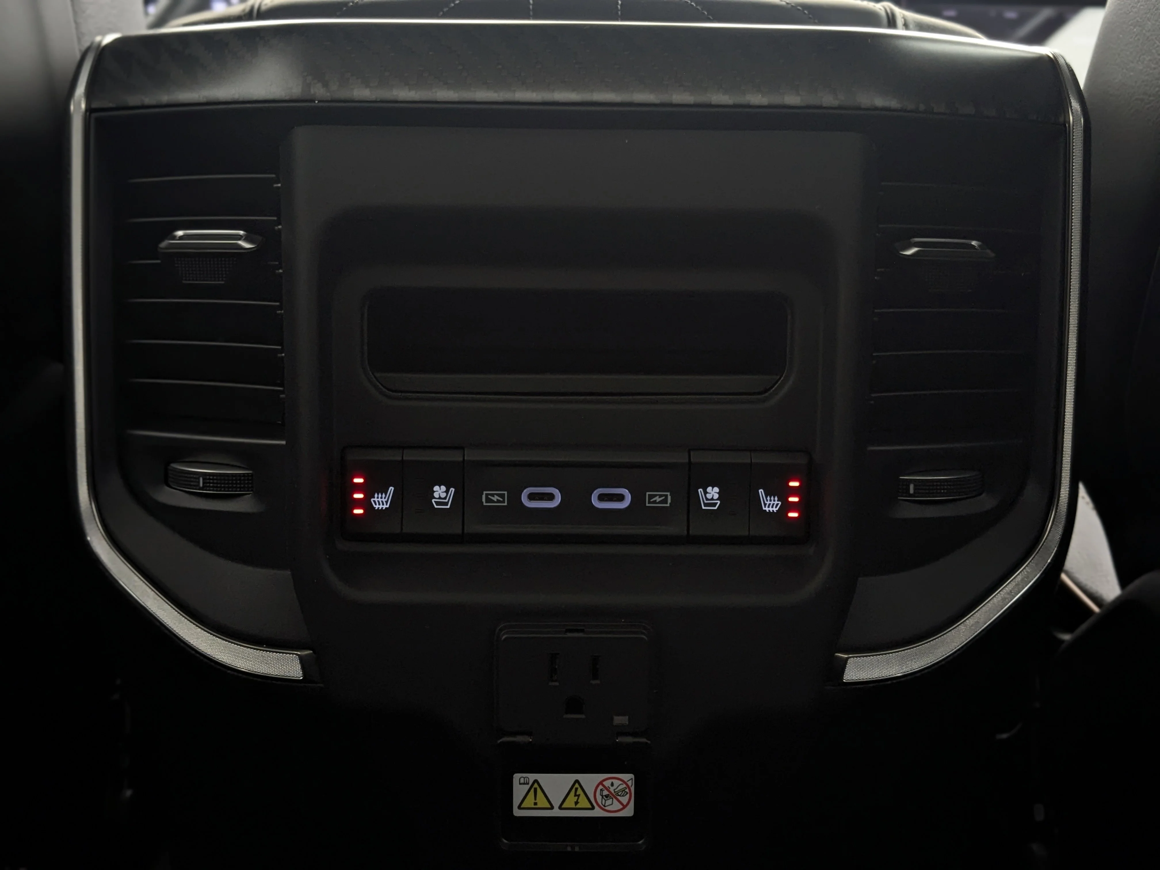 New 2026 Black RAM Tungsten - - 3.0L Hurricane HO T-Turbo - Prem Lthr Bucket Seats - E-Locker Axle & More! image 30