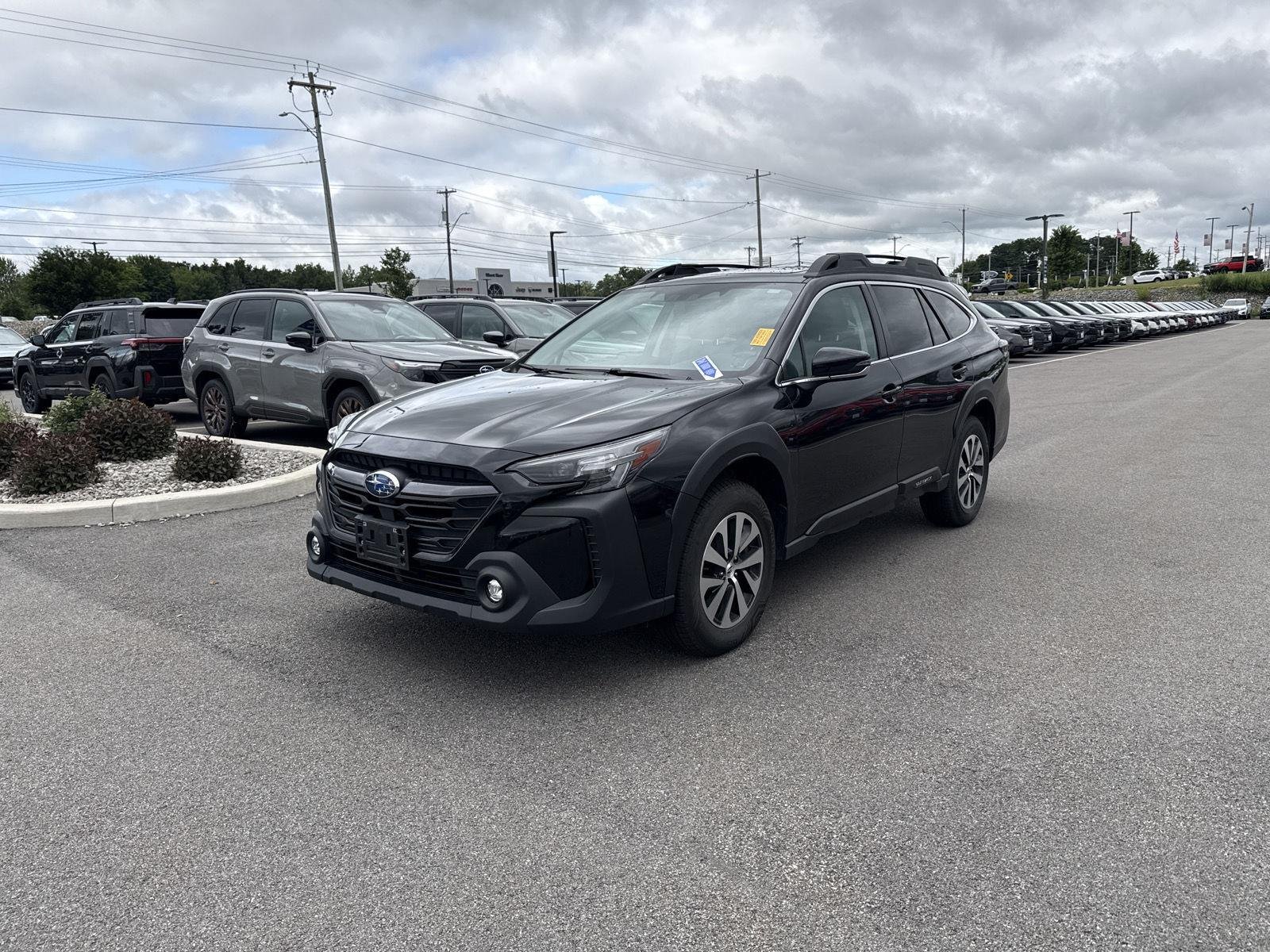 Used 2024 Crystal Black Silica Subaru Premium image 6