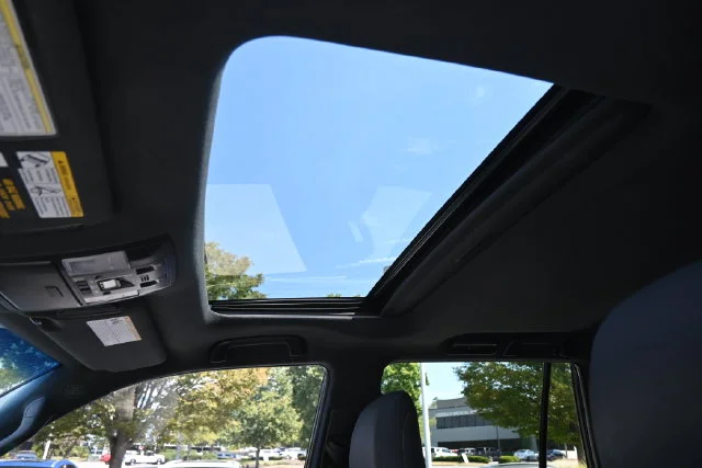Used 2023 Black Lexus 460 image 38