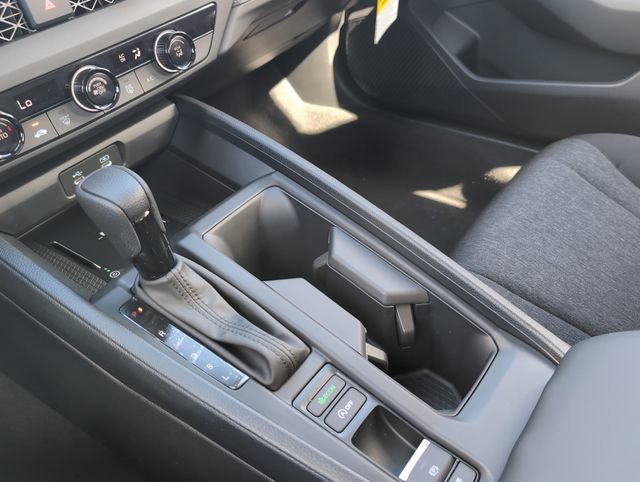 New 2026 Platinum White Pearl Honda LX image 28