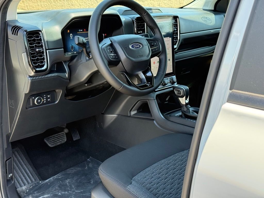 New 2026 Avalanche Ford XLT image 6