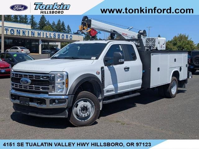 2025 Ford F-550 XL 4x4 SuperCab 192-In DRW's photo
