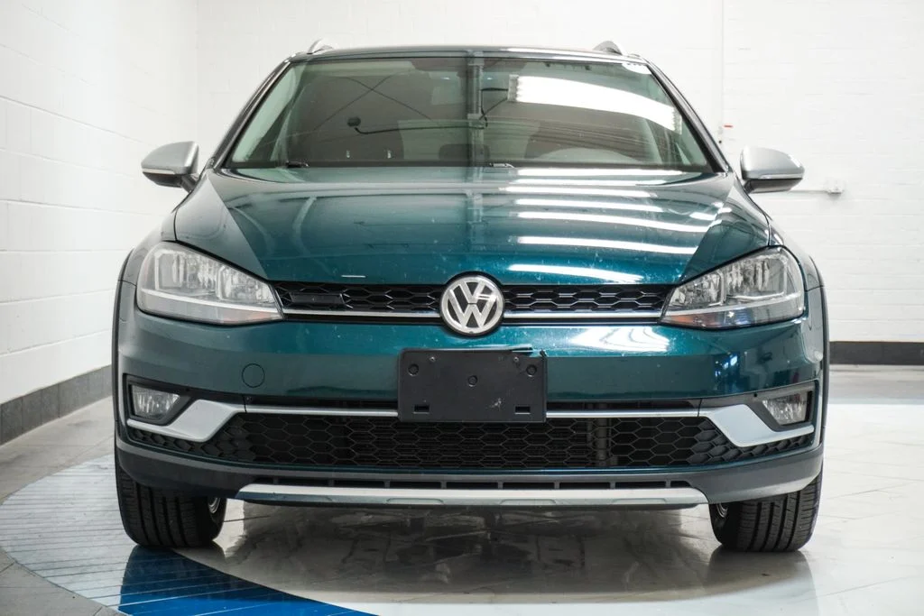 Used 2019  Volkswagen TSI S image 43