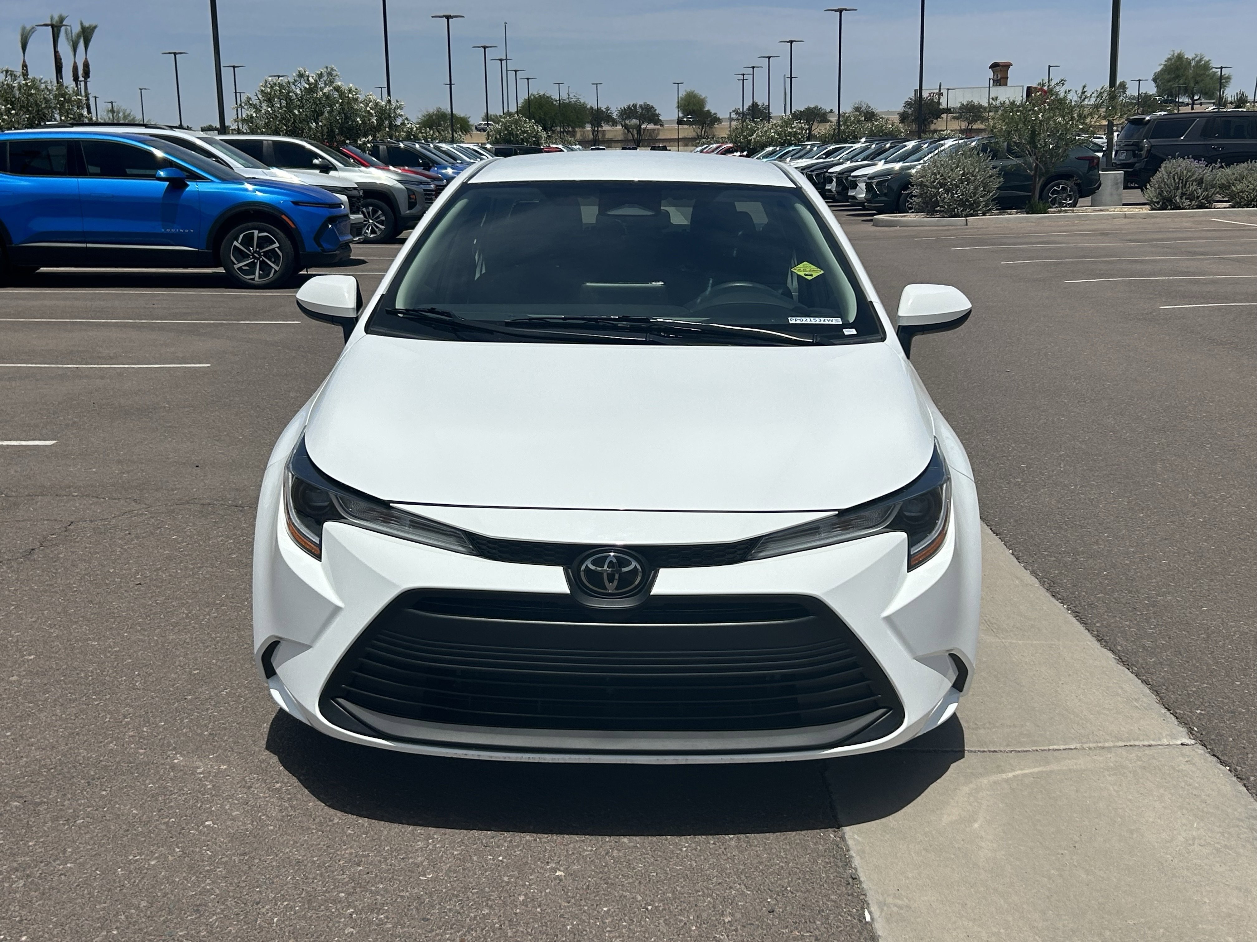 2023 Toyota Corolla LE - Photo 8