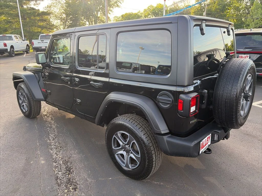 Certified Used 2022 Black Jeep Unlimited Sport S image 4