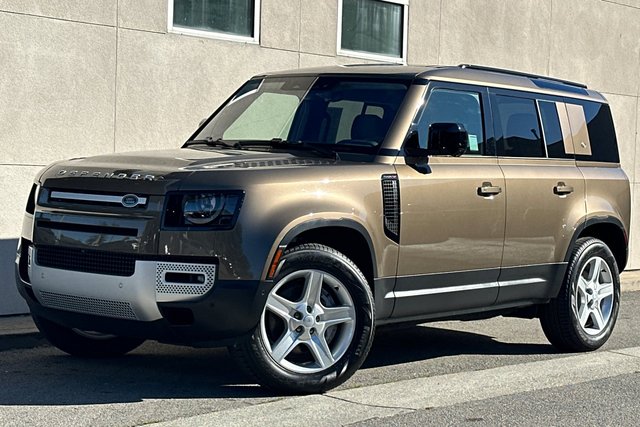 2022 Land Rover Defender SE