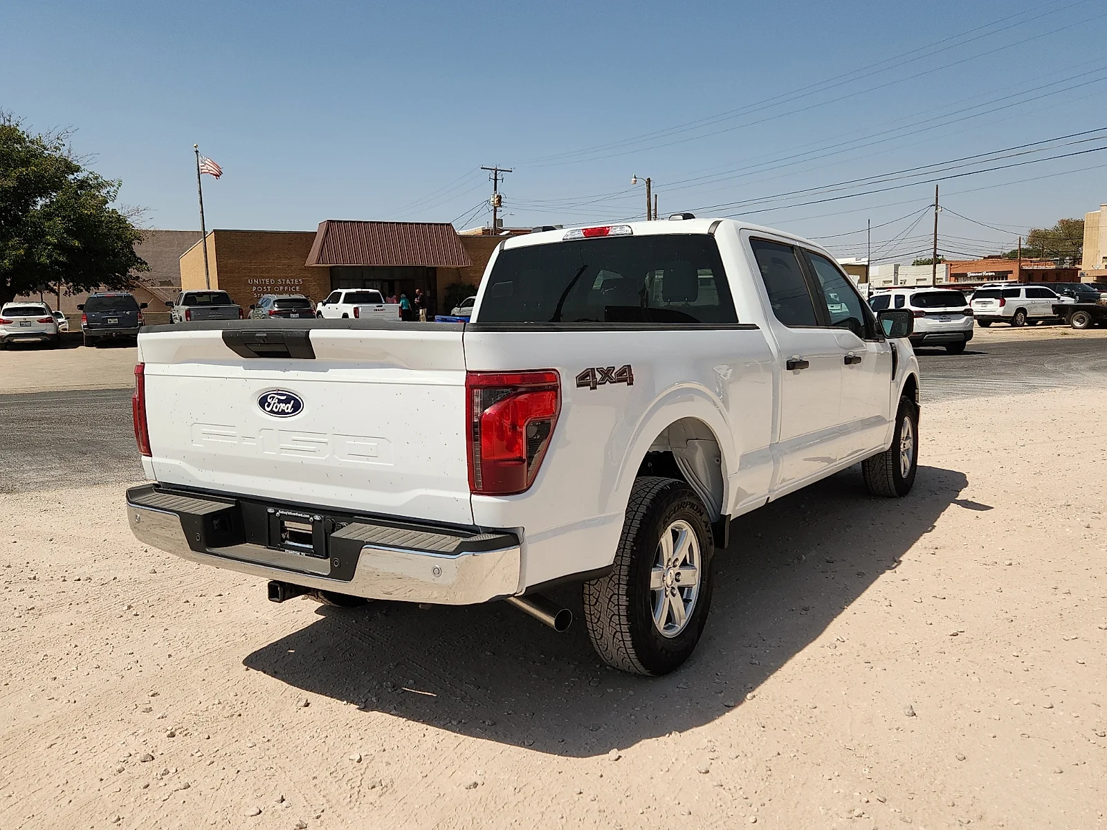 New 2026 Oxford White Ford XL image 7