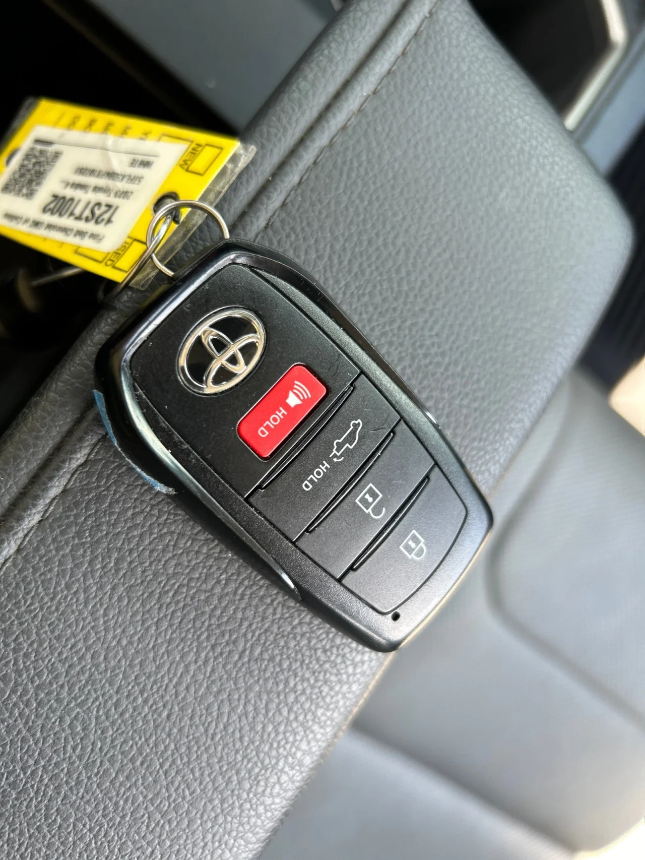 Used 2023 White Toyota SR5 image 23