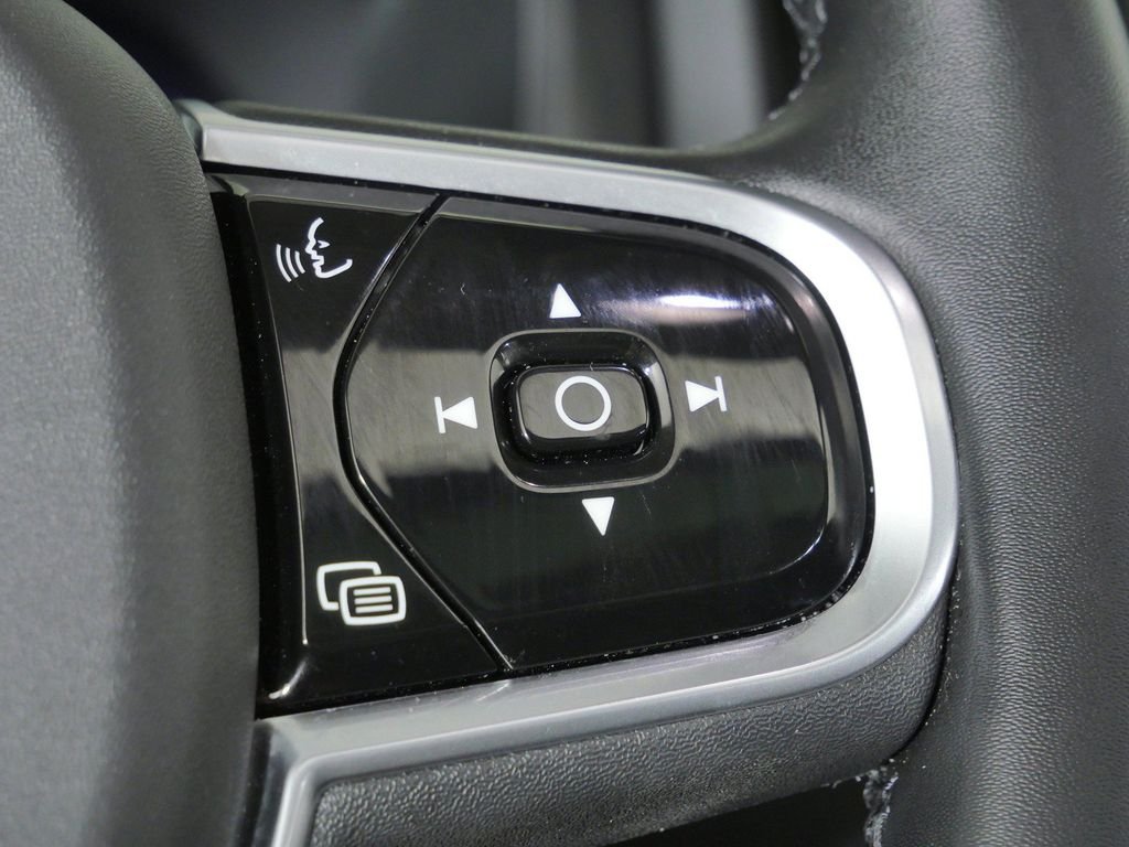Used 2023 Silver Volvo Ultimate image 42