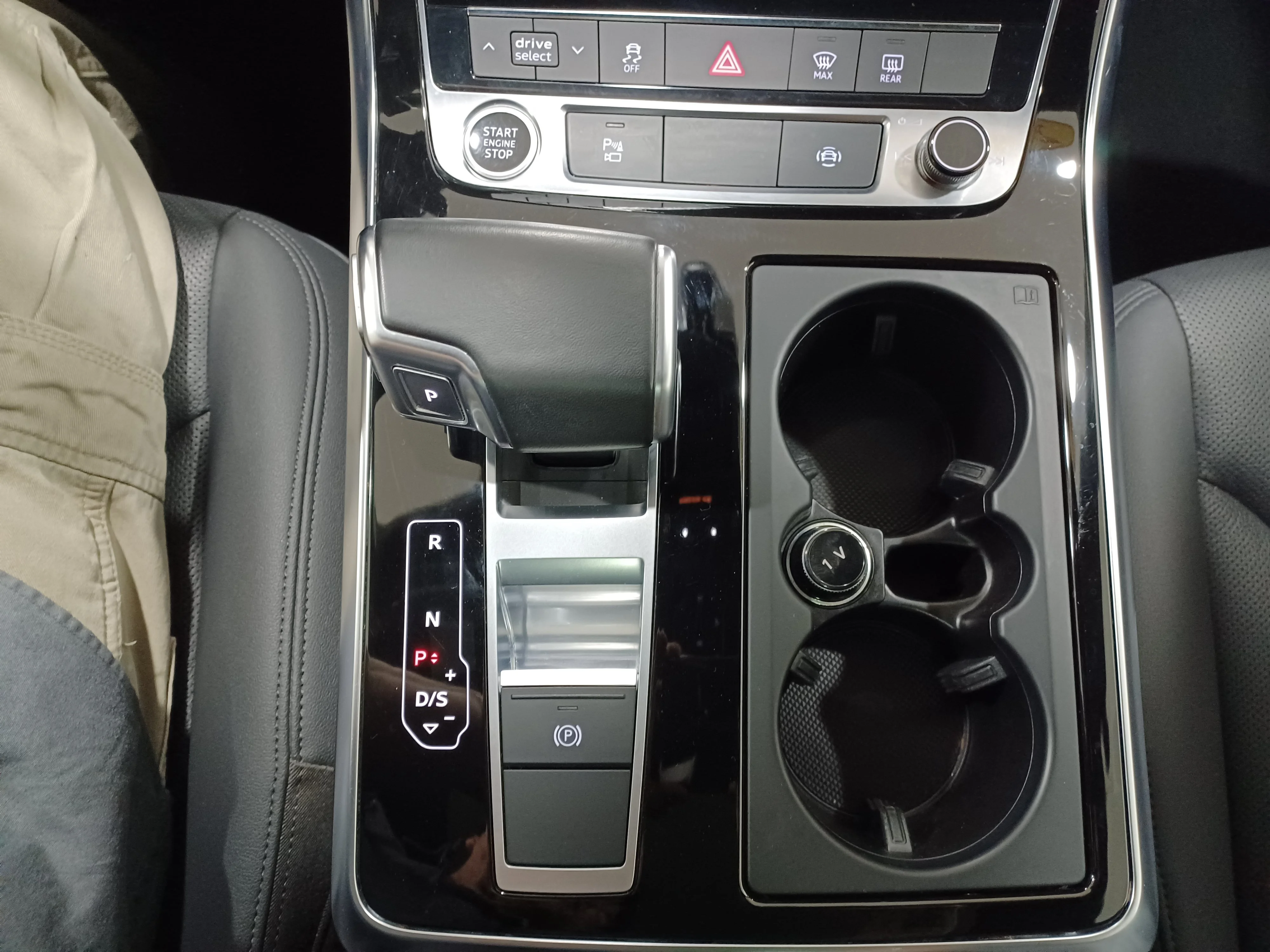 Certified Used 2022 Daytona Gray Pearl Effect Audi Progressiv 55 TFSI AWD*7 Pass | Adaptive Cruise | Nav | 360 Cam | Cooled Leather | Pano Roof image 20
