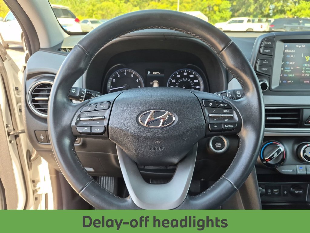 Used 2020 White Hyundai SEL Plus image 16