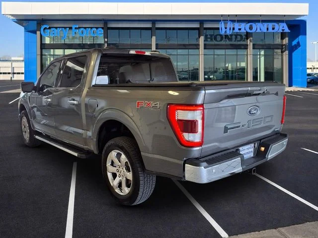 Used 2023 Gray Metallic Ford Lariat image 3