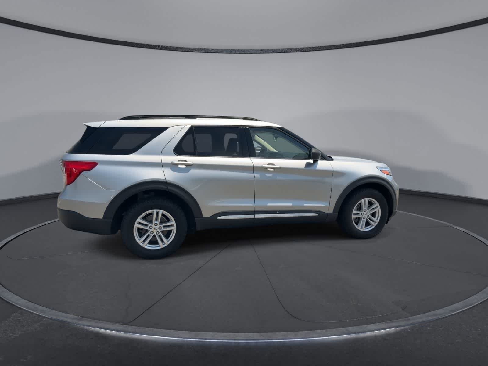 Certified Used 2020 Iconic Silver Metallic Ford XLT image 9